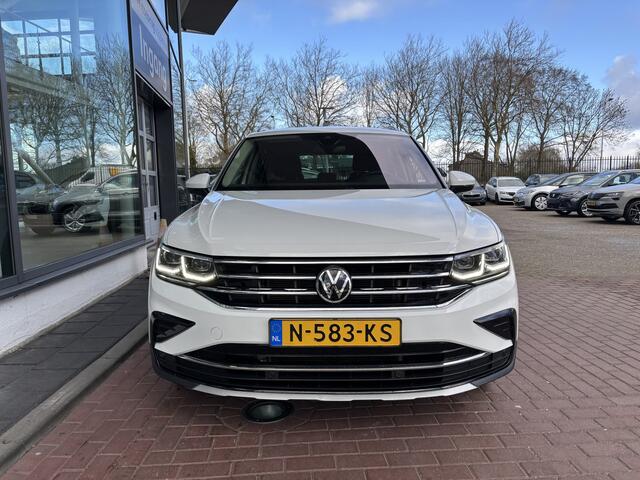 Volkswagen TIGUAN 1.5 TSI Elegance / Virtual Cockpit / Led verlichting / achteruitrijcamera / stoelverwarming / Navigatie / Elect. Achterklep