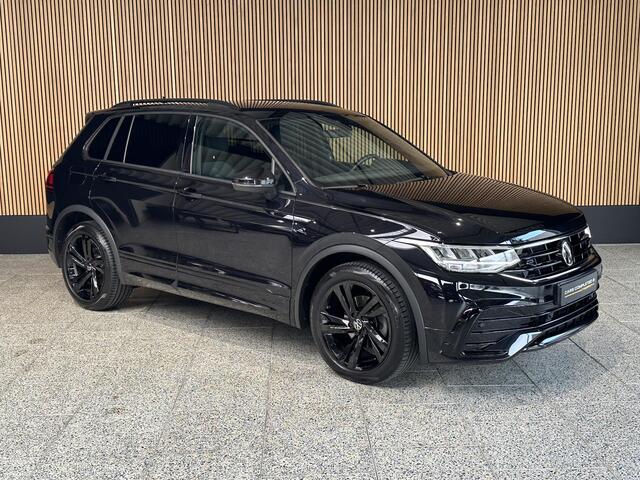 Volkswagen TIGUAN 1.5 TSI R-Line Black Edition 2 x R-line | Camera | Trekhaak | Sfeer verlichting