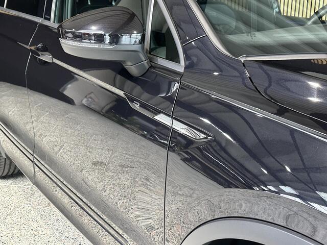 Volkswagen TIGUAN 1.5 TSI R-Line Black Edition 2 x R-line | Camera | Trekhaak | Sfeer verlichting