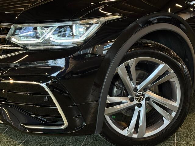 Volkswagen TIGUAN 1.5 TSI R-Line Business+ Camera StoelenStuurverwarming IQ LED 19'