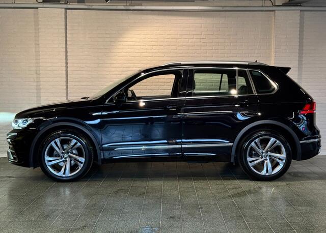 Volkswagen TIGUAN 1.5 TSI R-Line Business+ Camera StoelenStuurverwarming IQ LED 19'