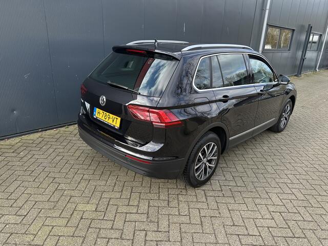 Volkswagen TIGUAN 1.5 TSI Comfortline Business | Pano Dak | Navi | Cruise control