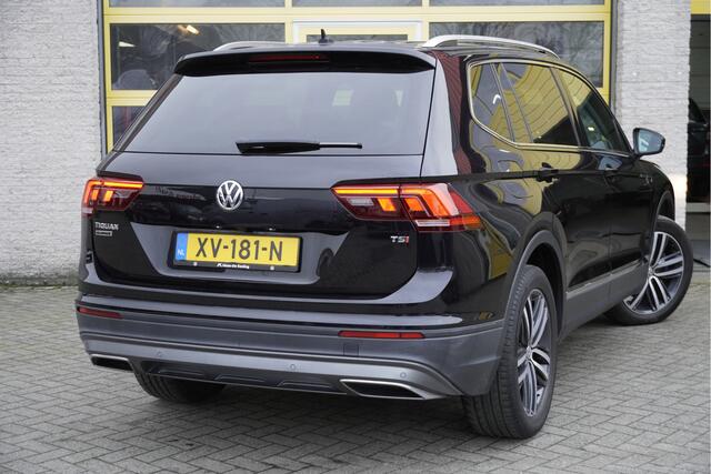 Volkswagen TIGUAN Allspace 1.5 TSI 150PK! Comfortline Business BJ2019 Lmv 19" | Led | Pdc | Navi | Elek. trekhaak | Elek. achterklep | Achteruitrijcamera | App-Connect | Virtual cockpit | Climate control | Cruise control | Verwarmde voorstoelen | Verwarmd voorruit | Sports