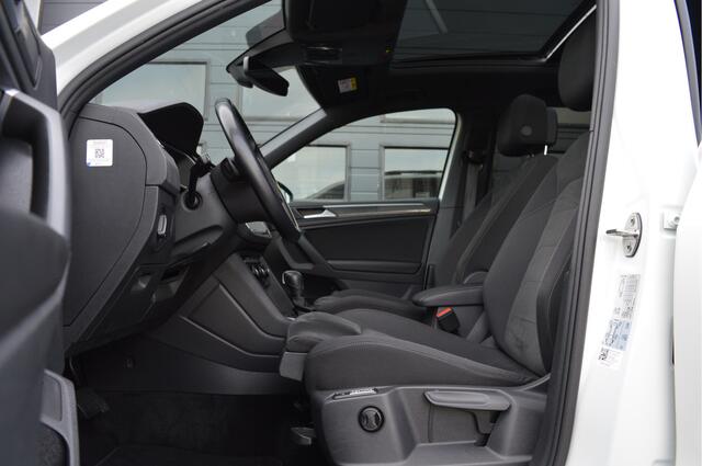 Volkswagen TIGUAN 2.0 TSI 4Motion Highline Business R | PANO | ACC | KEYLESS | CAMERA |