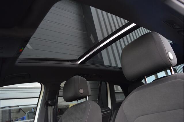Volkswagen TIGUAN 2.0 TSI 4Motion Highline Business R | PANO | ACC | KEYLESS | CAMERA |