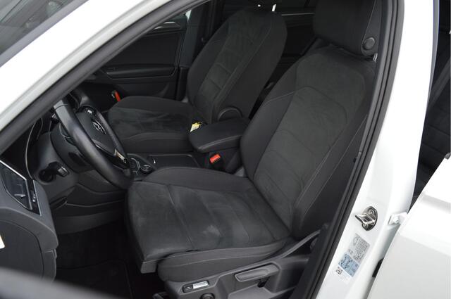Volkswagen TIGUAN 2.0 TSI 4Motion Highline Business R | PANO | ACC | KEYLESS | CAMERA |