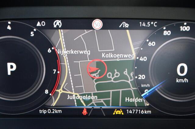 Volkswagen TIGUAN 1.5 TSI ACT Highline Business R Line Automaat/Virtueel-Dashbord/Navi/Pdc/Ecc/Led/Stoelverwarming/Panoramadak/Dynaudio®/20-Inch Lmv/Privacy-Glass/Achteruitrijcamera/Trekhaak-Uitklapbaar