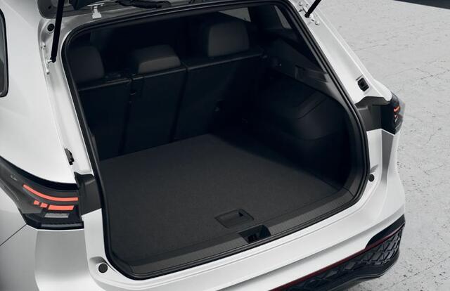Volkswagen TIGUAN 1.5 eHybrid 272 pk R-Line Edition !!!Profiteer ook van 2.000 EURO inruilpremie!!!