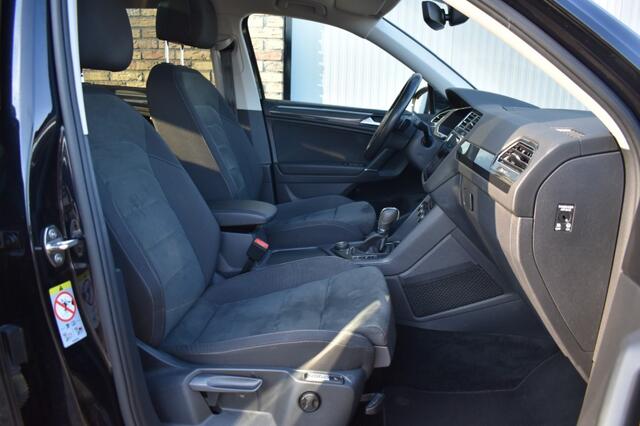 Volkswagen TIGUAN 2.0 TSI 4M. HIGHLINE, 7P. Xenon, Pano, ACC, Lane