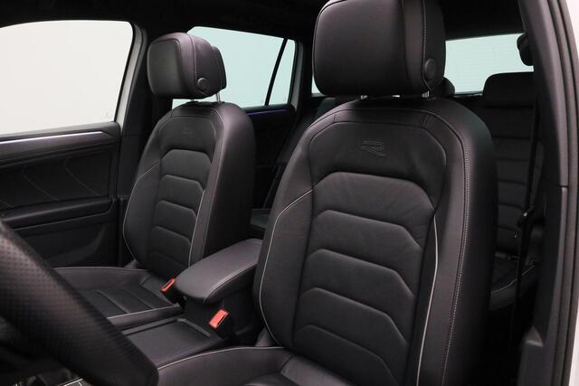 Volkswagen TIGUAN 1.4 TSI 245 pk DSG eHybrid R-Line Business+ | Panoramadak | Trekhaak | Leder | Geheugenstoelen | Adaptief onderstel | Rondomzicht camera | IQ Light