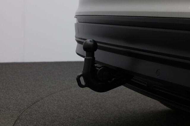 Volkswagen TIGUAN 1.5 TSI 150 pk ACT Comfortline Business | Panoramadak | Trekhaak | Achteruitrijcamera | Navigatie | Stoelverwarming