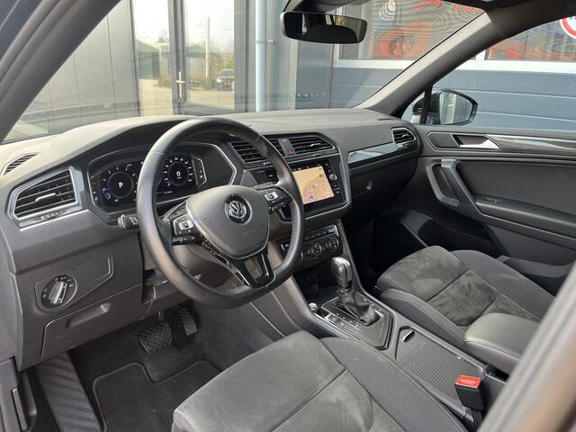 Volkswagen TIGUAN Allspace 1.5 TSI AUTOM. R-LINE Highline Business 7p. | PANO | TREKHAAK