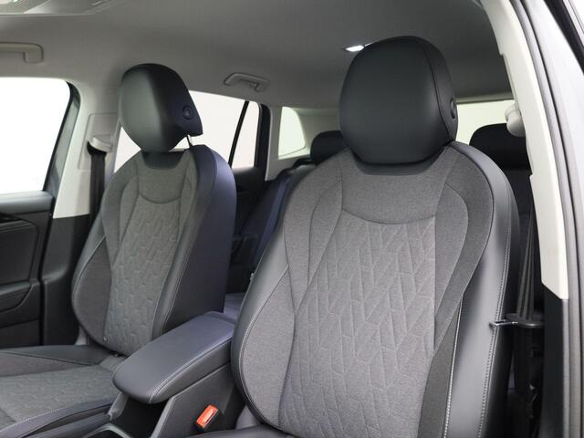 Volkswagen TIGUAN 1.5eHybrid 150kW/204PK Life DSG · App connect · Stoel,-stuur, & achterbank verwarming · Parkeersensoren + camera · Garantie tot januari 2027