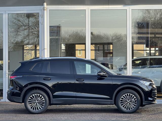 Volkswagen TIGUAN 1.5 eHybrid Life Edition keyless | 18" | stoel en stuurverwarming