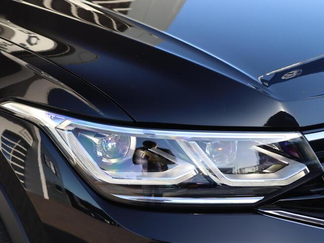 Volkswagen TIGUAN 1.5 TSI 150 pk DSG R-Line | Black Style | Panoramadak | IQ Light | PDC | LEDER | Voorstoelen met Geheugen | Stoel + Stuur Verwarming | Fabrieksgarantie tot 10-11-2026 of 80.000km