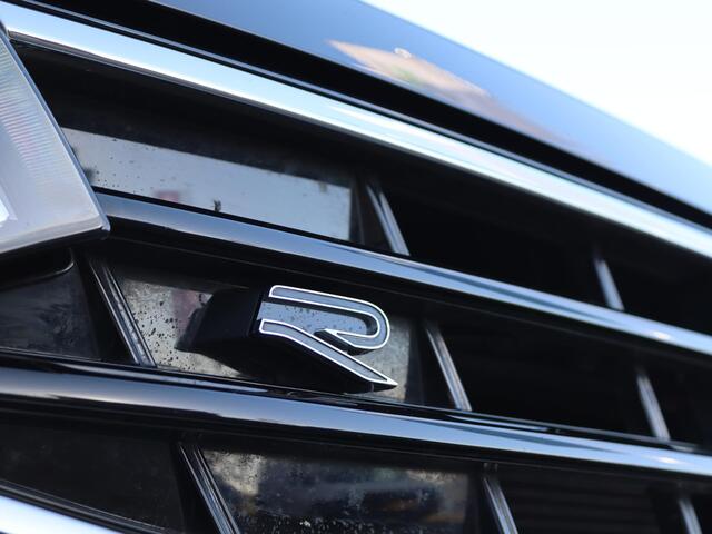 Volkswagen TIGUAN 1.5 TSI 150 pk DSG R-Line | Black Style | Panoramadak | IQ Light | PDC | LEDER | Voorstoelen met Geheugen | Stoel + Stuur Verwarming | Fabrieksgarantie tot 10-11-2026 of 80.000km