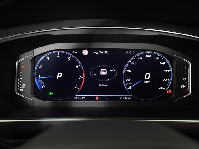 Volkswagen TIGUAN 1.5 TSI R-Line Business 150 pk Automaat (DSG) | Verlengde garantie | Navigatie | Panoramadak | Elektr. trekhaak | Parkeersensoren (Park assist) | Achteruitrijcamera | Stoelverwarming |