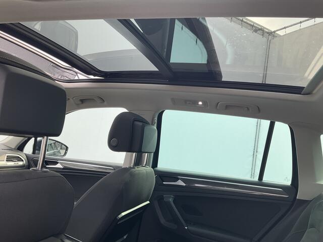 Volkswagen TIGUAN 1.4 TSI Autom Pano/Schuif Virtual Cockp Stoelverw+massage Navi Highline