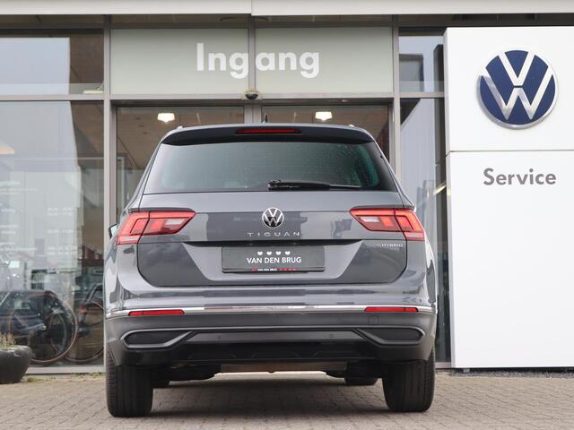Volkswagen TIGUAN 1.4 TSI 245 pk DSG eHybrid Life | Navigatie via App Connect | Climatronic | LED | PDC | Adaptive Cruise | Digital Cockpit | Fabrieksgarantie tot 20-09-2025 of 80.000km |