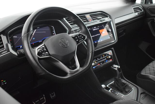 Volkswagen TIGUAN Allspace 1.5 TSI 150pk DSG R-Line Business+ 7Pers. Keyless Camera Panoramadak Virtual Cockpit Navigatie