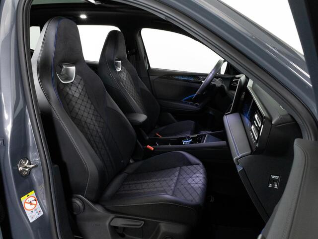 Volkswagen TIGUAN R-Line 1.5 eTSI 150 PK | LED Matix IQ | Black Style | Panoramadak | 360 Camera | Stoel & Stuurwiel verwarming |