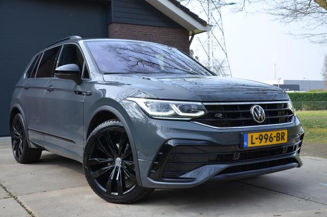 Volkswagen TIGUAN 1.5 TSI R-Line Business+ Automaat/Navi/Pdc/Ecc/Led/Virtual dashboard/Achteruitrijcamera/Cr-Controle/20-Inch Lmv/Stoel&stuur verwarming/Trekhaak elektrisch uitklapbaar/Matrix ('IQ Light')