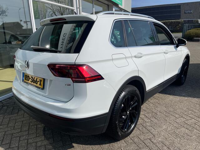 Volkswagen TIGUAN 1.4 TSI CL Bns, Nav, Led, Carplay, 18" inch