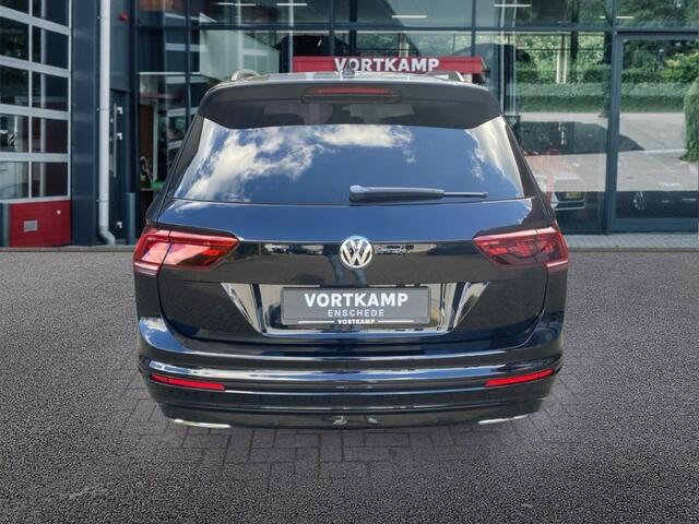 Volkswagen TIGUAN 2.0 TSI DSG 4M 2xR-Line 7p. LEDER/HUD/TREKHAAK/ACC/LED