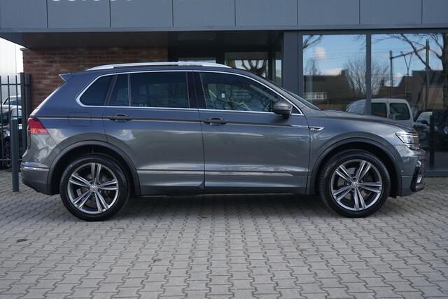 Volkswagen TIGUAN 2.0 TSI 4Motion ,R-line, 360 Camera, Trekhaak, Keyless, Dynaudio, DAB+. m
