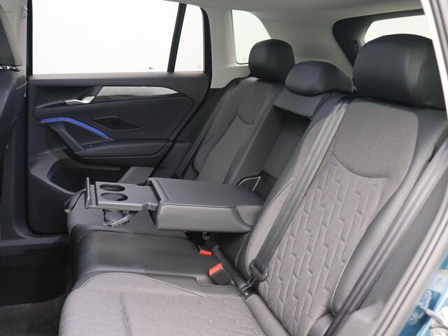 Volkswagen TIGUAN 1.5 eHybrid Life Edition 204PK DSG full led, adaptive cruise, side assist, navi via apple carplay/android auto, stoelverwarming voor + achter, stuurwielverwarming, elek. achterklep, achteruitrijcamera, 18" lichtmetaal