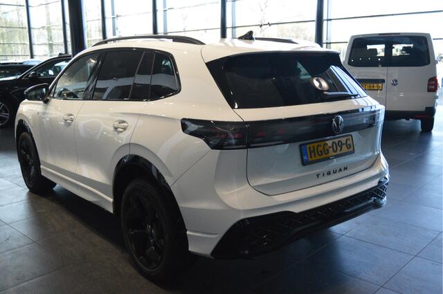 Volkswagen TIGUAN 1.5 eHybrid 3X R-LINE Black Style camera trekhaak 19 inch !!