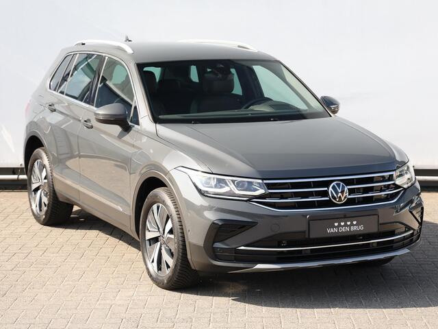Volkswagen TIGUAN 1.4 TSI 245pk DSG eHybrid Elegance | LED Matrix| Navigatie Pro | 360 Camera | Blind spot | Stoel & Stuurverwarming |