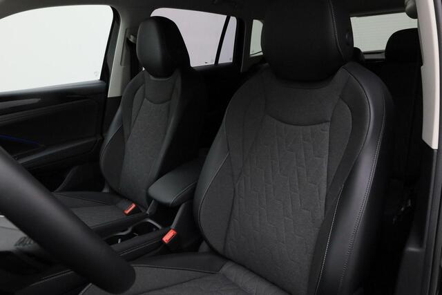Volkswagen TIGUAN 1.5 eHybrid 204 pk DSG Life Edition | Adaptief onderstel | Stuur-/stoelverwarming | Achteruitrijcamera | Adaptive Cruise | Keyless Entry