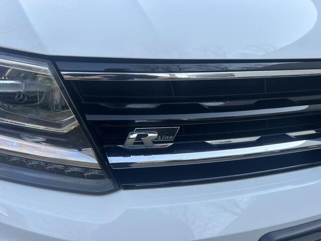Volkswagen TIGUAN 1.4 TSI ACT Highline R-Line Business | Pano dak | R line |