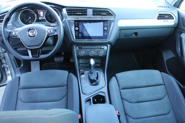 Volkswagen TIGUAN 1.4 TSI ACT Comfortline Business R PANO, TREKHAAK, LED, 91DKM