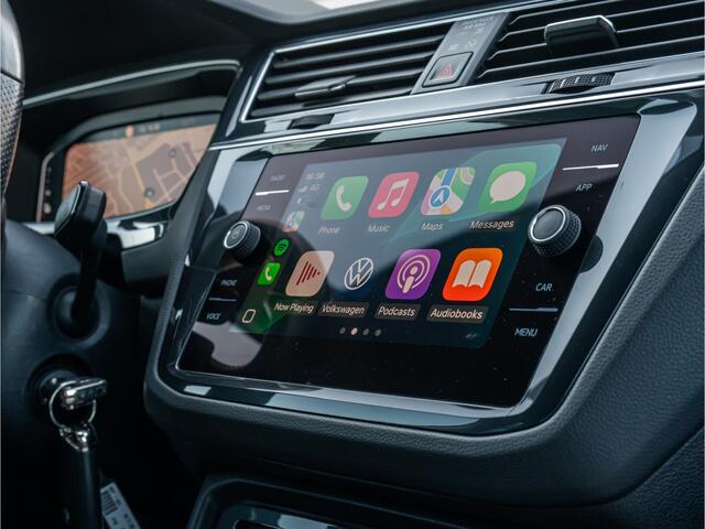 Volkswagen TIGUAN 1.4 TSI eHybrid R-Line Business+ IQ LIGHT CAMERA TREKHAAK 19 INCH APPLE CARPLAY DODEHOEK