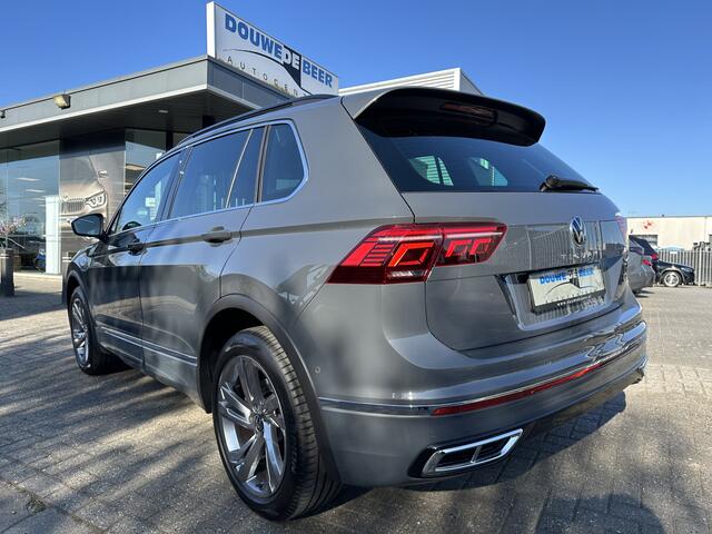 Volkswagen TIGUAN 1.4 TSI eHybrid R-Line Business Pano-Dak | Trekhaak | IQ. Light | Camera | Adapt. Cruise