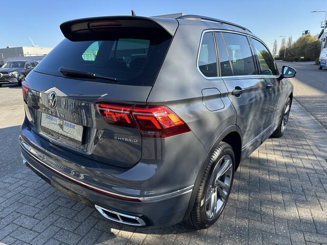 Volkswagen TIGUAN 1.4 TSI eHybrid R-Line Business Pano-Dak | Trekhaak | IQ. Light | Camera | Adapt. Cruise