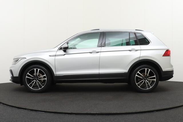 Volkswagen TIGUAN 1.5 150 PK TSI Aut. Sport-Line Adapt. Cruise Carplay 19' LMV
