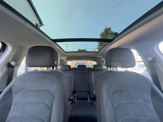 Volkswagen TIGUAN Allspace 1.5 TSI AUT7 150PK COMFORTLINE 7PERS PANODAK NAVI AIRCO LED LMV PDC