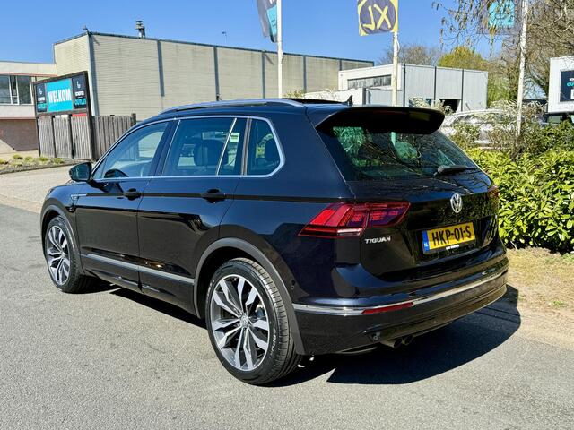 Volkswagen TIGUAN 2.0 TSI 190PK DSG 4Motion R-Line PanooTrekhaak