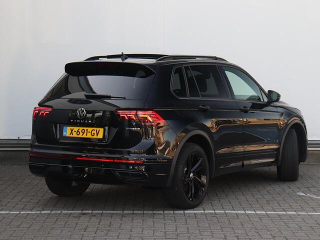 Volkswagen TIGUAN 1.4 TSI eHybrid R-Line Business | 360 Camera | Pano | Trekhaak | Black Style | Stoel- en Stuurverwarming | Matrix LED | Keyless |