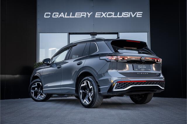Volkswagen TIGUAN 1.5 eTSI R-Line Edition - R Line | ACC | Massage | Stuurwiel verwarmd