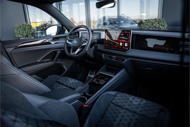 Volkswagen TIGUAN 1.5 eTSI R-Line Edition - R Line | ACC | Massage | Stuurwiel verwarmd