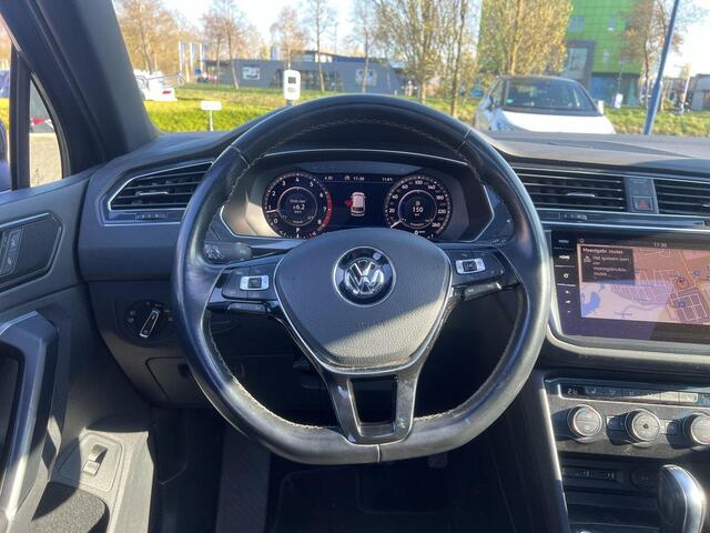 Volkswagen TIGUAN 1.4 TSI ACT Highline R-Line | Trekhaak | Pano | A.cam | Ergo |