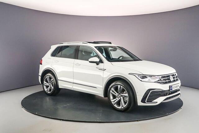 Volkswagen TIGUAN R-Line Business 1.4 TSI eHybrid 245pk DSG Automaat Panoramadak, Head up display, Adaptive cruise control, Elektrische achterklep, Achteruitrijcamera, Stuurwiel verwarmd