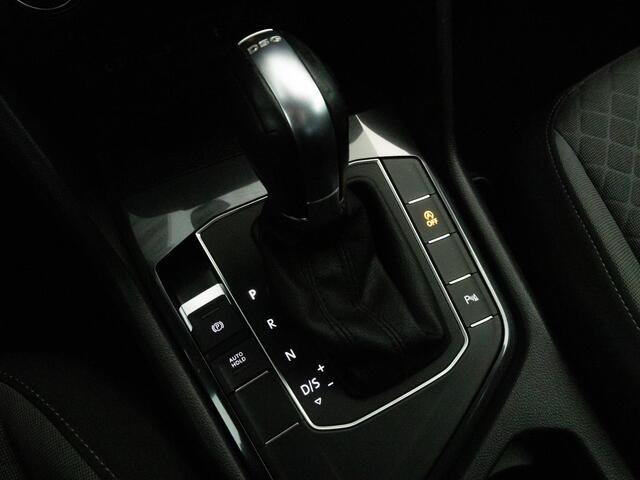Volkswagen TIGUAN R-Line 1.4 TSI 150 PK DSG AUTOMAAT | LED | Navigatie | Trekhaak | Adaptieve Cruise Control |