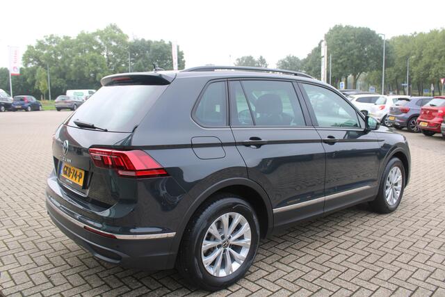 Volkswagen TIGUAN 1.5 TSI Life 150pk DSG7 - Climate - Navigatie - Wegklapbare Trekhaak - Camera - LED - Stoelverwarming - Rijklaar