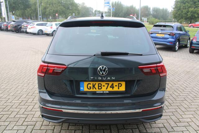 Volkswagen TIGUAN 1.5 TSI Life 150pk DSG7 - Climate - Navigatie - Wegklapbare Trekhaak - Camera - LED - Stoelverwarming - Rijklaar