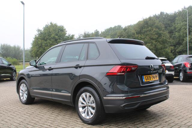 Volkswagen TIGUAN 1.5 TSI Life 150pk DSG7 - Climate - Navigatie - Wegklapbare Trekhaak - Camera - LED - Stoelverwarming - Rijklaar